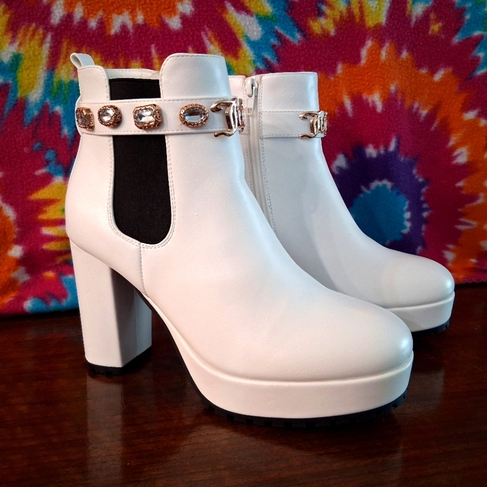 Juicy Couture Boots Jewel Collar Side Zipper 4" Heels White